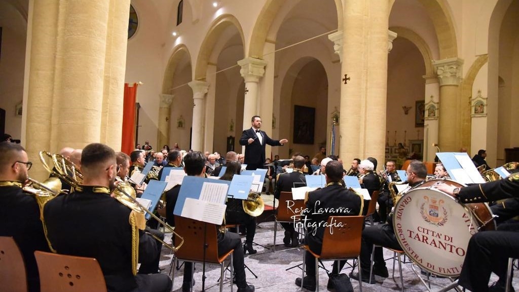 Concorso nazionale marce inedite della Passione - Mottola in un click!